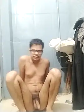 sexybobby13 online show from 11/02/25, 09:44