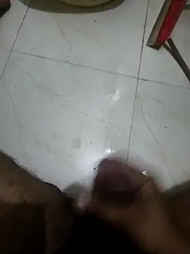 coolboy2626 online show from 04/28/26, 03:44