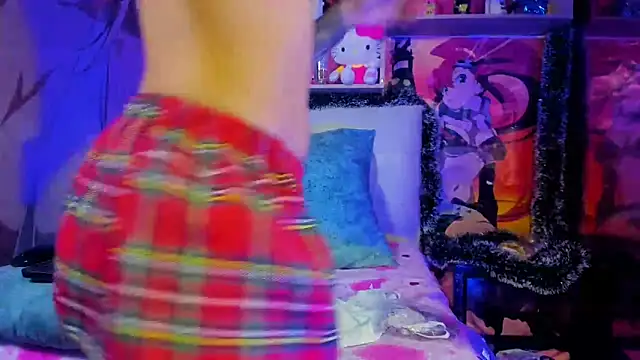 Snapshot of Rchelx69x chatting on 12/14/25, 02:39 Rchelx69x online show from 12/14/25, 02:39