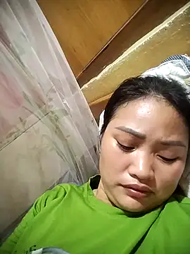 Snapshot of Liu30 chatting on 10/05/25, 08:12 Liu30 online show from 10/05/25, 08:12