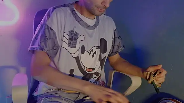 highinhtxx online show from 06/07/26, 07:01