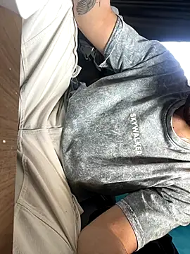 Snapshot of nasahars chatting on 11/06/25, 11:55 nasahars online show from 11/06/25, 11:55