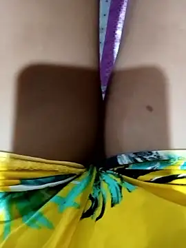 Hotmommax online show from 01/15/26, 08:30