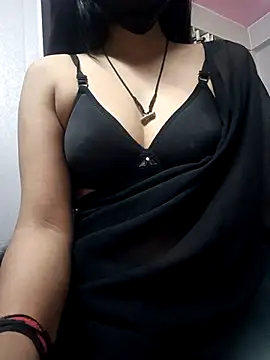 Snapshot of Tanya-905 chatting on 02/17/26, 06:03 Tanya-905 online show from 02/17/26, 06:03