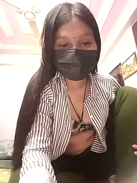 Snapshot of Tanya-905 chatting on 02/25/26, 05:33 Tanya-905 online show from 02/25/26, 05:33