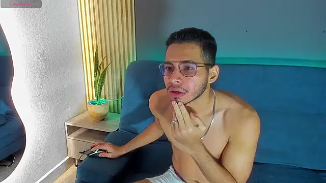 Jaybrown  1 online show from 12/15/25, 08:24