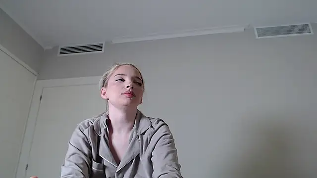 jessicahbelle online show from 02/23/26, 01:25