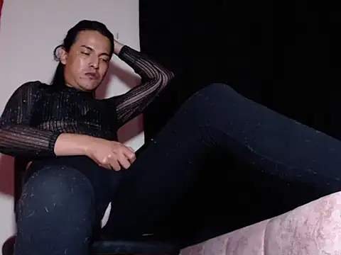 Snapshot of valeria_limite chatting on 02/15/26, 05:37 valeria limite online show from 02/15/26, 05:37