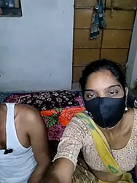 Snapshot of seemabhabhi420 chatting on 09/30/25, 06:02 seemabhabhi420 online show from 09/30/25, 06:02