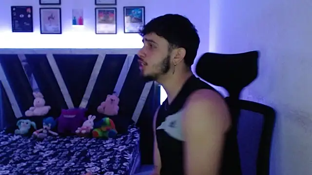 Sebasxxl12 online show from 10/03/25, 04:09