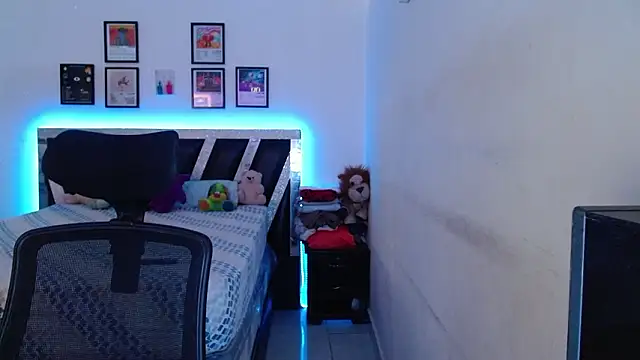 Sebasxxl12 online show from 02/09/26, 04:00