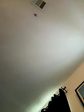 itsthecatchh online show from 10/19/25, 09:04