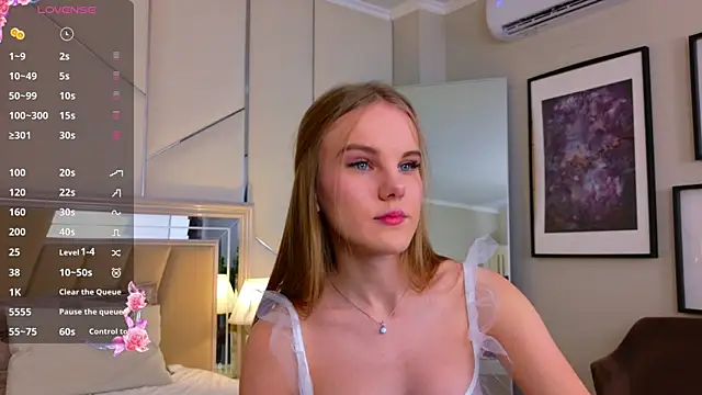 Lili Lohan online show from 11/15/25, 05:20