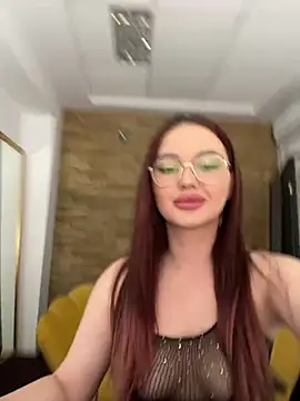 Lunna Squirt online show from 09/30/25, 07:30