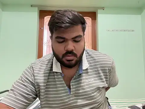 Snapshot of Romeo_Sam2 chatting on 10/15/25, 03:50 Romeo Sam2 online show from 10/15/25, 03:50