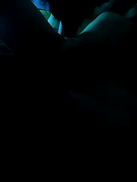 NhatlinhTG21 online show from 10/29/25, 06:09