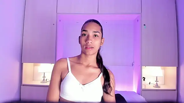 AnahiCollins online show from 03/06/26, 11:39