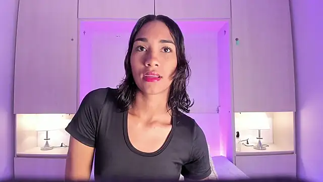 AnahiCollins online show from 04/20/26, 11:24