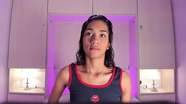 AnahiCollins online show from 04/22/26, 11:34