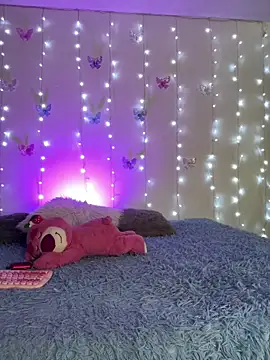 Candyyy 11 online show from 10/29/25, 07:48