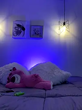 Candyyy 11 online show from 11/26/25, 07:26