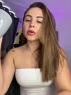 Snapshot of Eliz_520 chatting on 03/02/26, 12:23 Eliz 520 online show from 03/02/26, 12:23