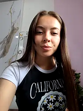 EmmaValencia  online show from 11/06/25, 07:26