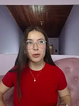 EmmaValencia  online show from 03/03/26, 10:04