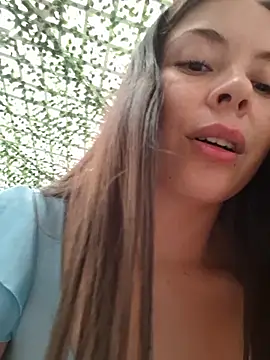 Snapshot of EmmaValencia_ chatting on 05/12/26, 07:55 EmmaValencia online show from 05/12/26, 07:55