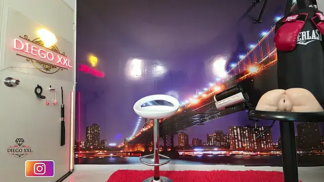 DiegoXL111 online show from 04/18/26, 03:32