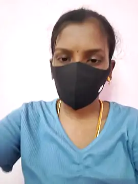 Snapshot of Tamil_Monika chatting on 11/06/25, 07:42 Tamil Monika online show from 11/06/25, 07:42