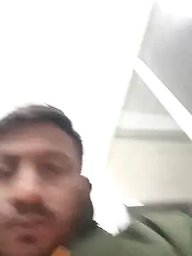 SlipperyRebound0 online show from 12/16/25, 01:49