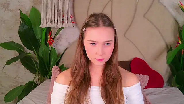 OliviaLay online show from 11/13/25, 11:42