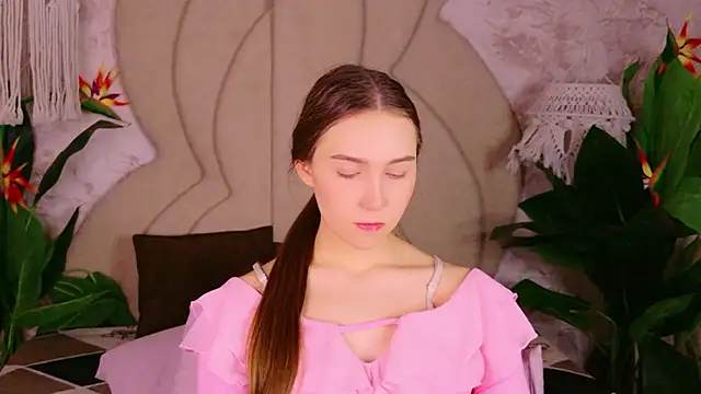 OliviaLay online show from 01/11/26, 11:48