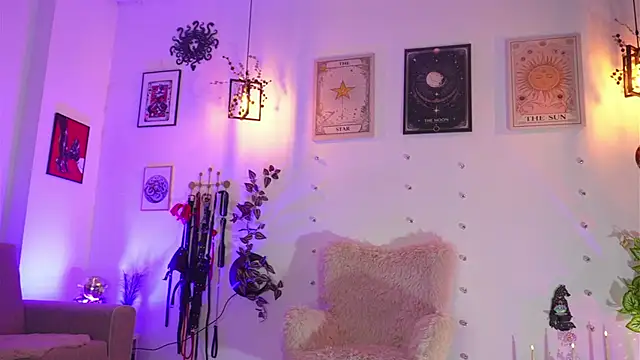 curlynatashaa online show from 04/06/26, 06:25