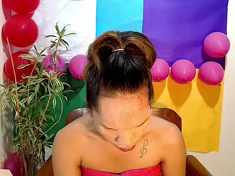 Snapshot of amandareddragon chatting on 02/20/26, 02:17 amandareddragon online show from 02/20/26, 02:17