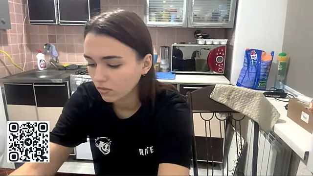 Snapshot of JaneFosterxx chatting on 11/05/25, 05:02 JaneFosterxx online show from 11/05/25, 05:02