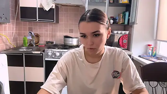 Snapshot of JaneFosterxx chatting on 12/02/25, 05:35 JaneFosterxx online show from 12/02/25, 05:35