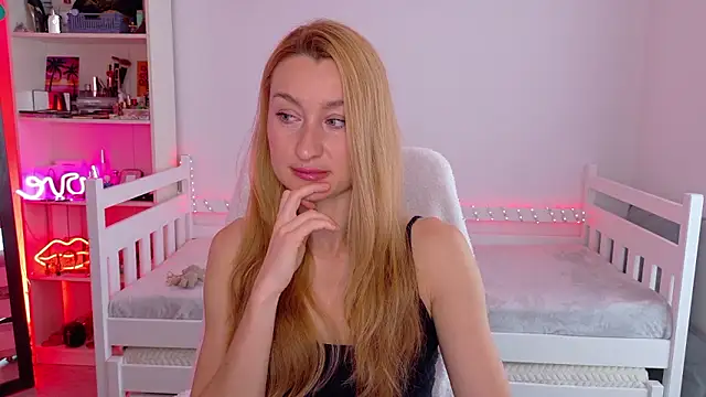 MysticRoxanne online show from 01/11/26, 10:09