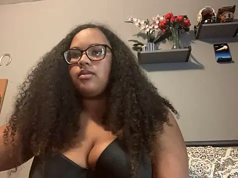 nicolette356 online show from 10/07/25, 09:56