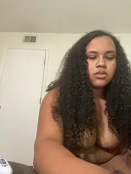 nicolette356 online show from 12/16/25, 01:43