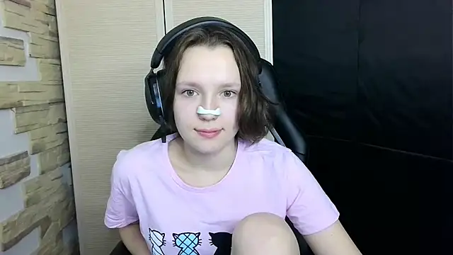 Diana-back online show from 11/13/25, 12:26