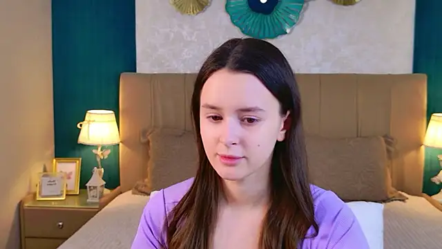 EvaSwen online show from 04/23/26, 03:58