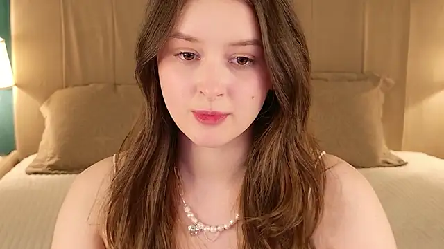 Snapshot of EvaSwen chatting on 04/30/26, 06:14 EvaSwen online show from 04/30/26, 06:14