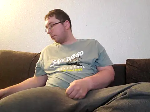 stivi2526 online show from 11/08/25, 05:56