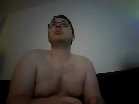 stivi2526 online show from 12/18/25, 09:54