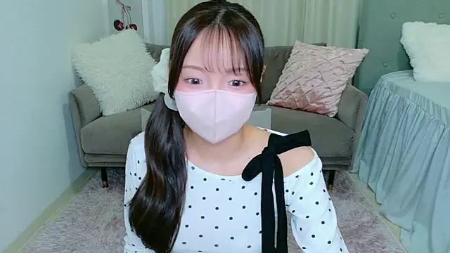 Seira  nn online show from 11/19/25, 01:22