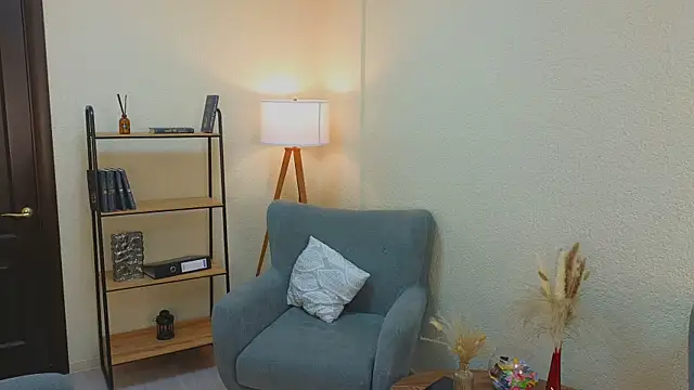 Snapshot of Kimberly_Roberts__ chatting on 10/11/25, 04:16 Kimberly Roberts online show from 10/11/25, 04:16