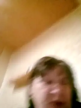 Apeesynka55211 online show from 02/15/26, 06:04