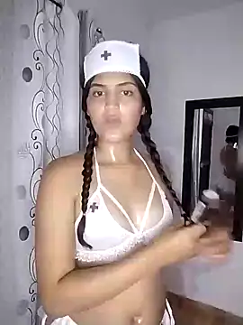 Snapshot of Valery_Margie chatting on 11/04/25, 07:51 Valery Margie online show from 11/04/25, 07:51